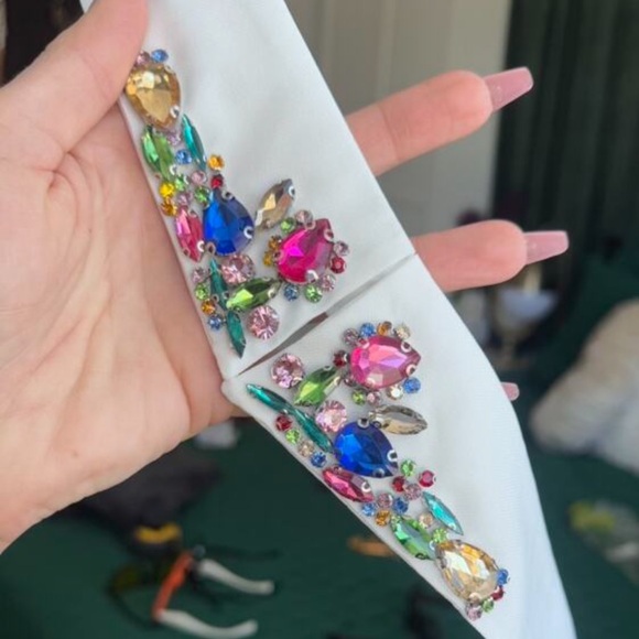 💎 Embellished Dickey Collar 💎 - Picture 5 of 6